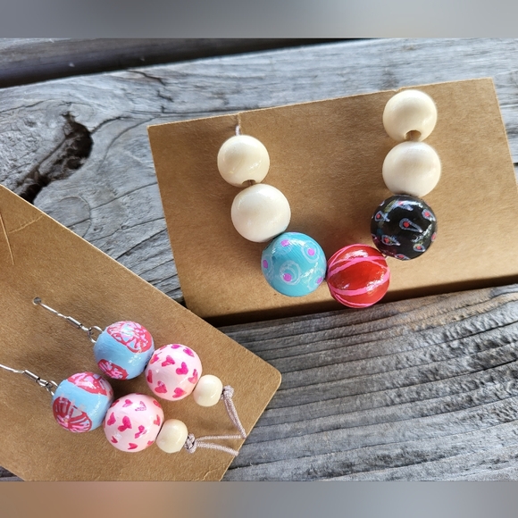 New handmade Necklace and earrings set - Picture 1 of 7